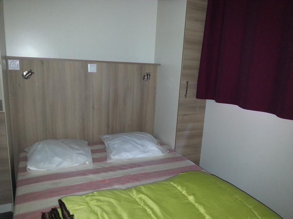 Camping Les Sources 생장뒤가르 객실 사진